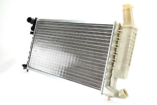 D7P022TT Thermotec Радіатор охолодження двигуна