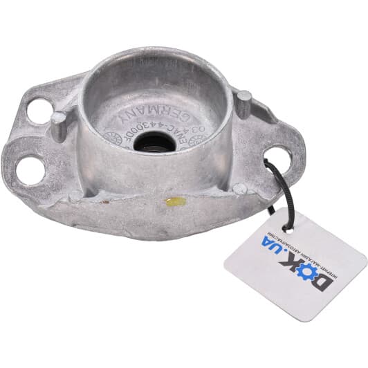 KB957.03 SNR Опора амортизатора