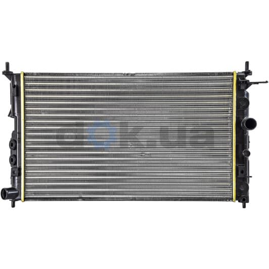 630121 Nissens Радіатор охолодження двигуна для Opel Vectra