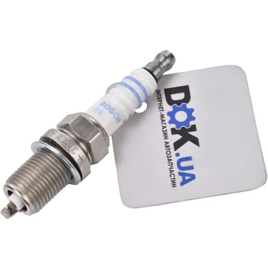 242235666 Bosch Свічка запалювання