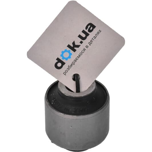 DCC010223 Mando Сайлентблок важеля