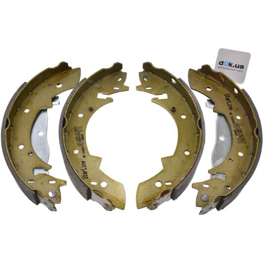 BC03330 Starline Тормозные колодки