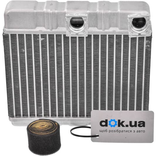 06006211 Van Wezel Радиатор печки