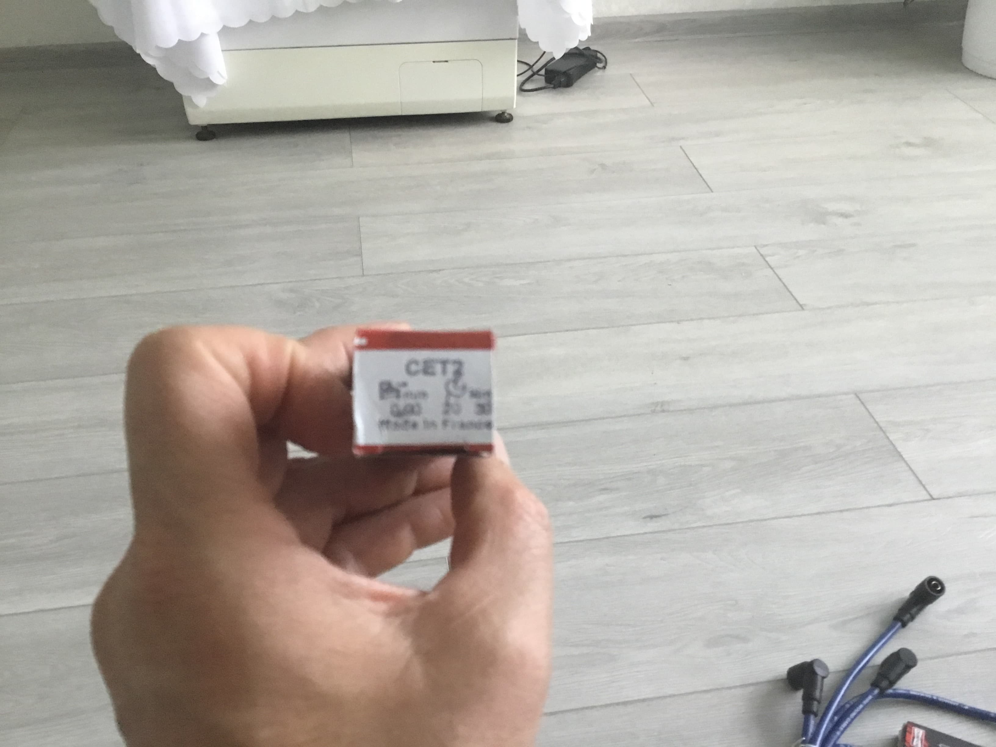 EON2/286 Champion Свеча зажигания