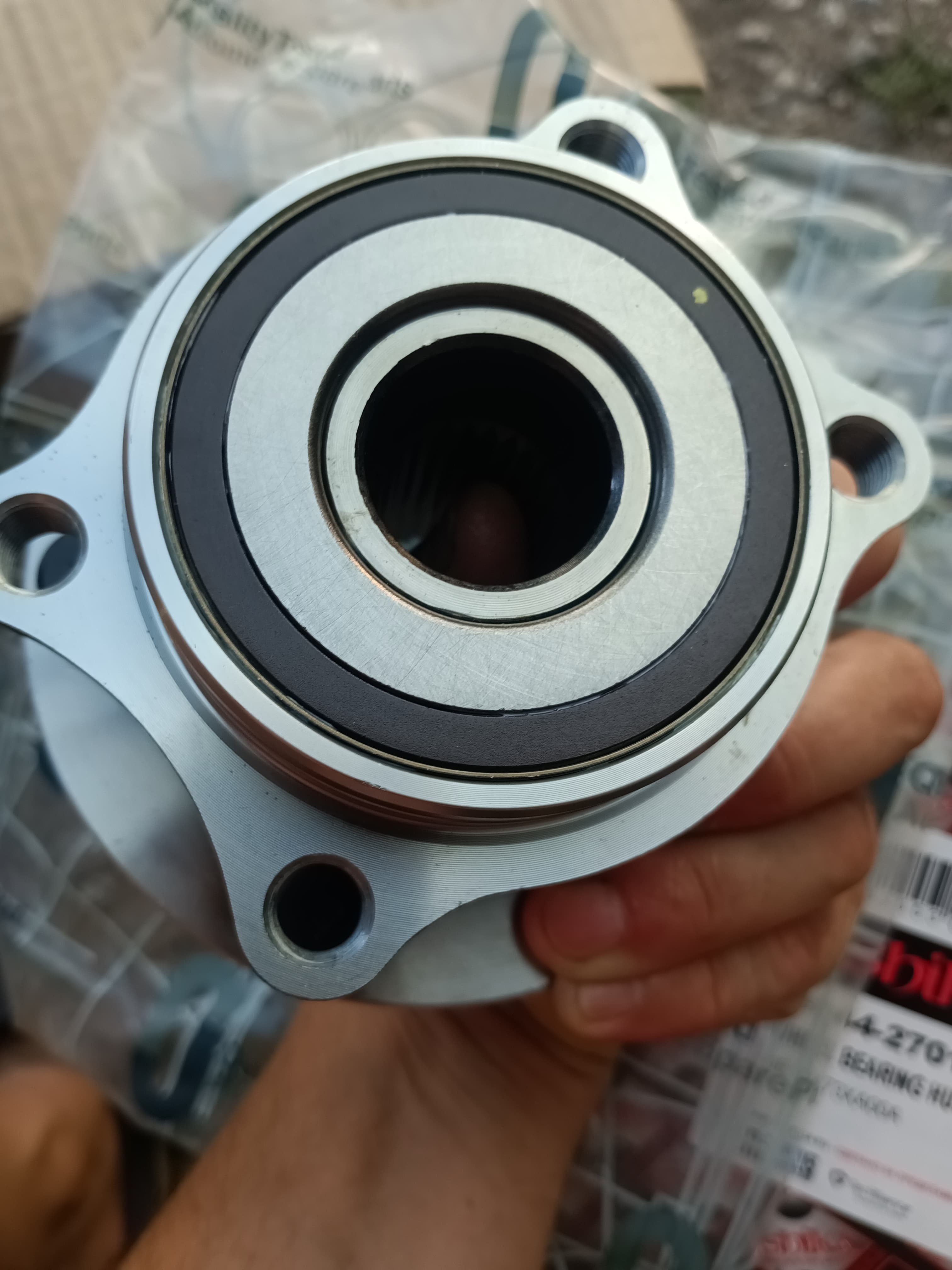 4427016 Ashika Комплект ступицы колеса на Subaru Tribeca