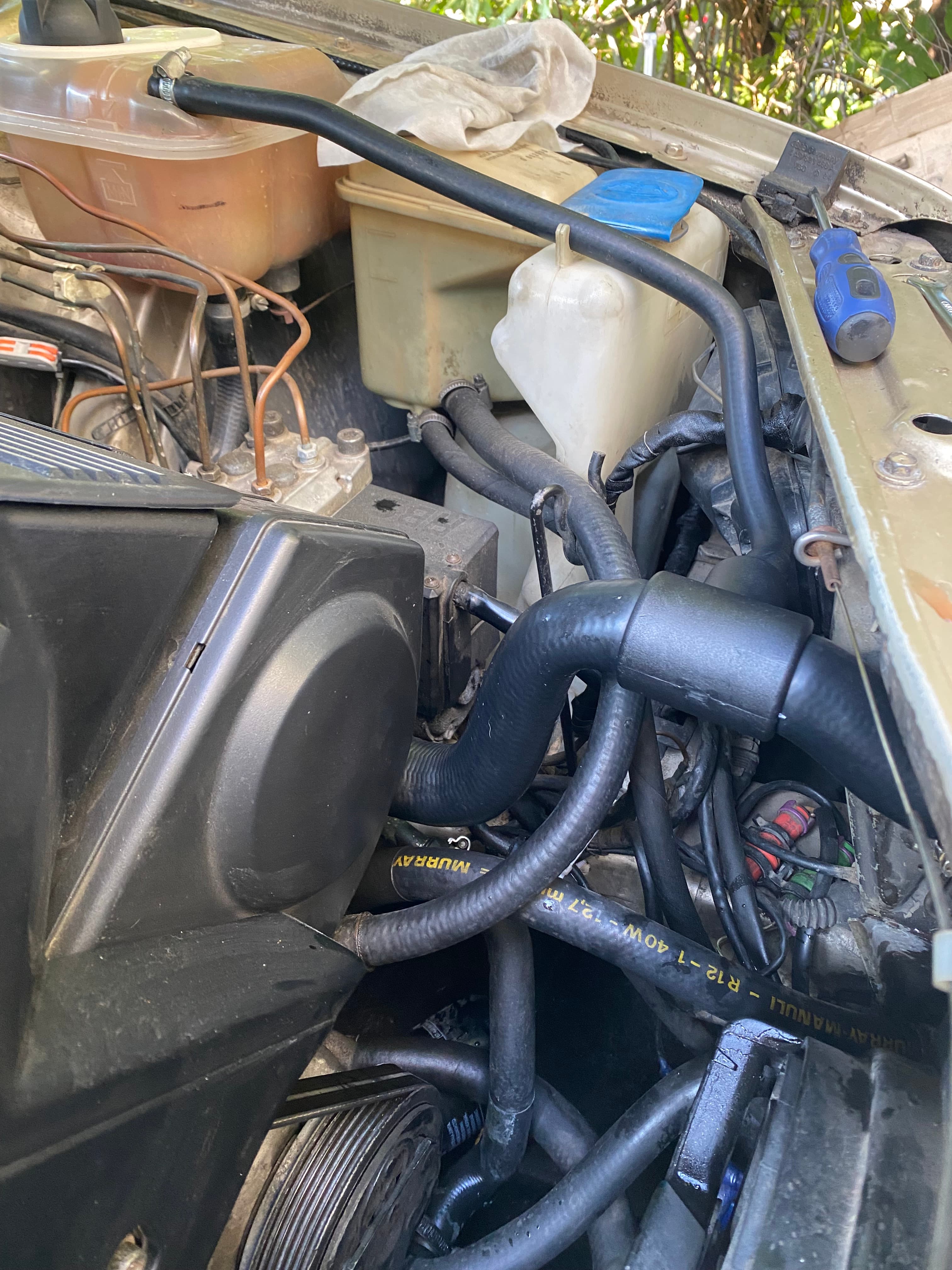 1114302300 JP Group Патрубок радиатора системы охлаждения двигателя