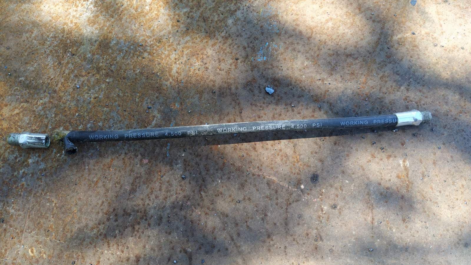 Шприц-масленка Lavita LASH1500 ручной