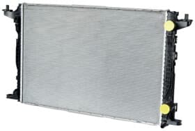 Радиатор охлаждения двигателя Радиатор охлаждения двигателя