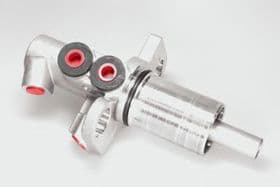 Главный тормозной цилиндр Главный тормозной цилиндр