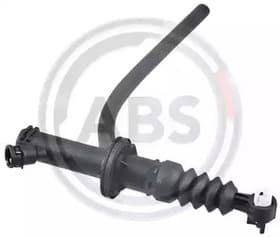 Головний циліндр зчеплення Головний циліндр зчеплення