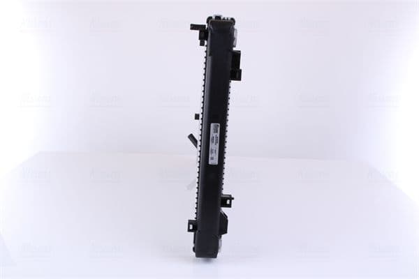 606608 Nissens Радиатор охлаждения двигателя