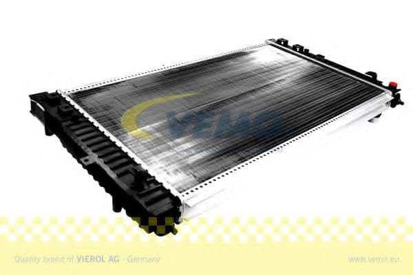 V15-60-5041 Vemo Радіатор охолодження двигуна