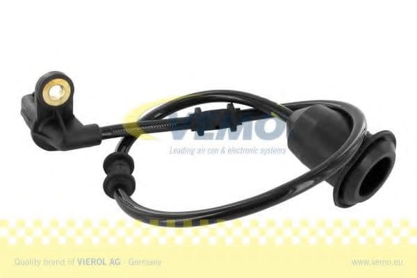 V30-72-0717 Vemo Датчик ABS
